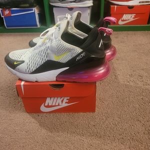 Nike Air Max 270 sz 9.5 mens